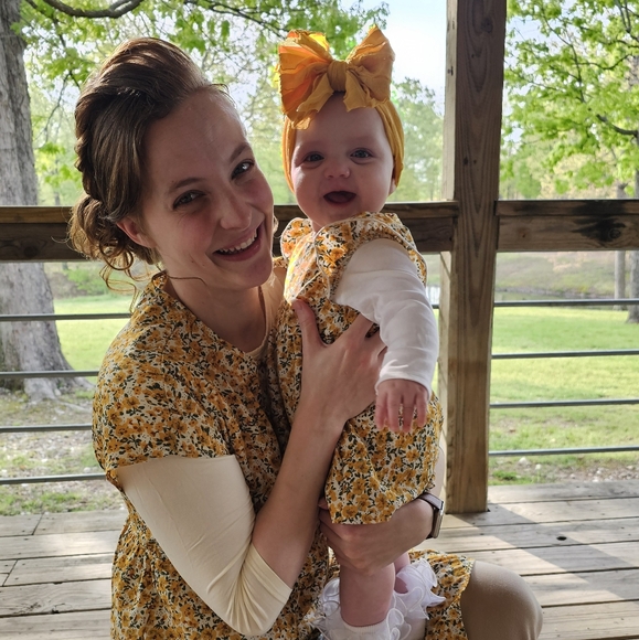 Meet your Posher, Sarah - Picture 2 of 12